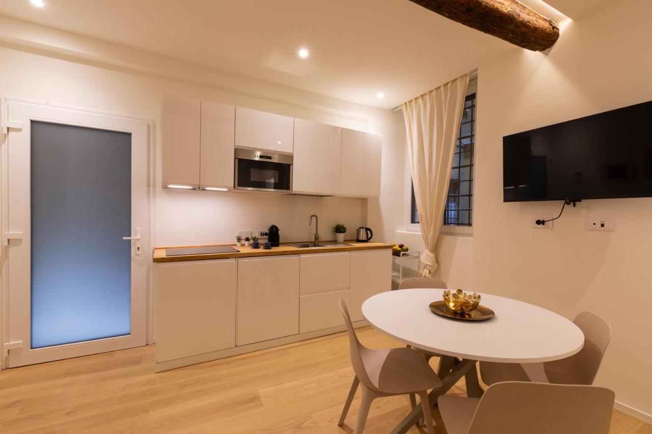 Domus Ticinese Apartamento Milão Exterior foto