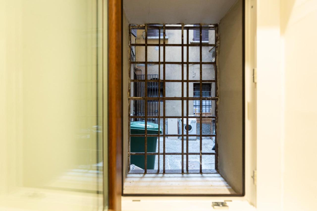 Domus Ticinese Apartamento Milão Exterior foto